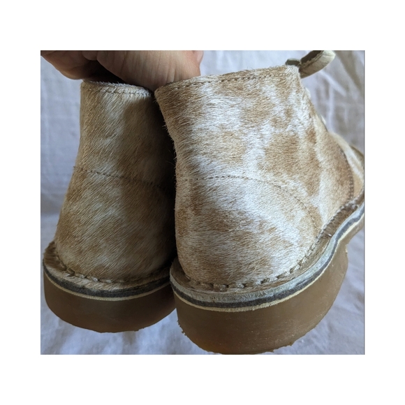 NWOT Women's Cowhide Lace Up Booties - Picture 3 of 6